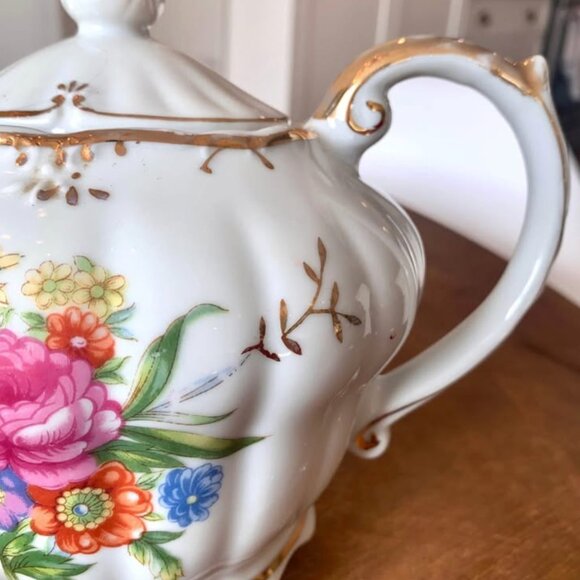 Stunning vintage musical teapot 🌸 - Picture 5 of 9